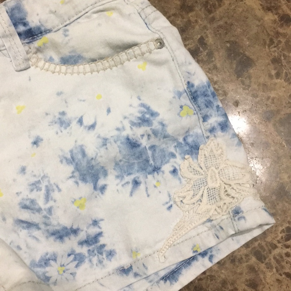 LEI denim shorts embroidery embellishments sz‎ 10